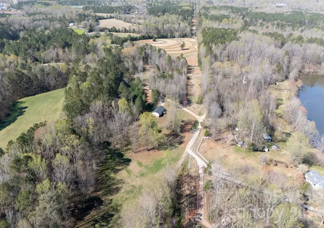 Homes for sale in York, SC | 348 John Thrift Rd, York, SC 29745 | MLS# 4239130