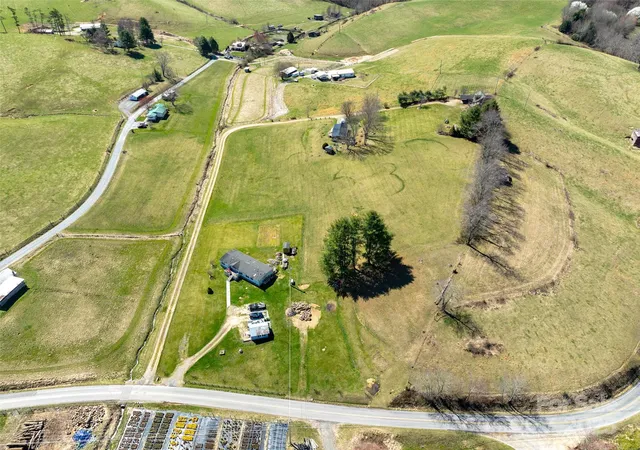 11th image of 00 Ty Lea Dr, Waynesville, NC 28785 | MLS# 4239509