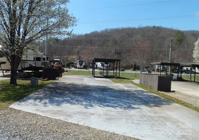 Homes for sale in Sylva, NC | 50 Timber Leaf Dr #8, Sylva, NC 28779 | MLS# 4240010