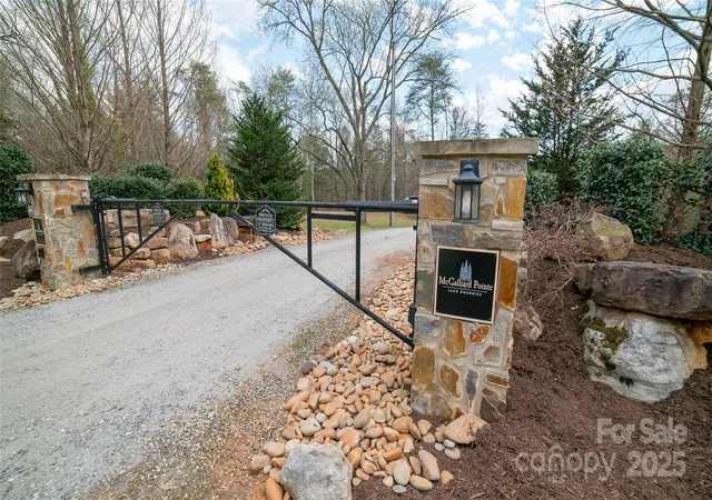 4th image of 6355 Mcgalliard Pointe Dr Ne #5, Valdese, NC 28690 | MLS# 4241026