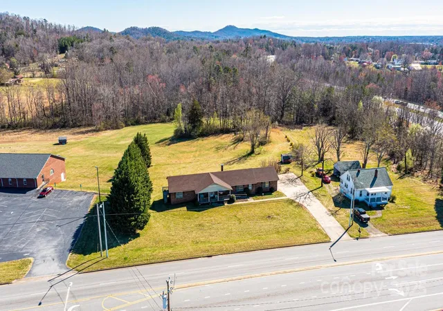 2nd image of 1221 Connelly Springs Rd, Lenoir, NC 28645 | MLS# 4241302