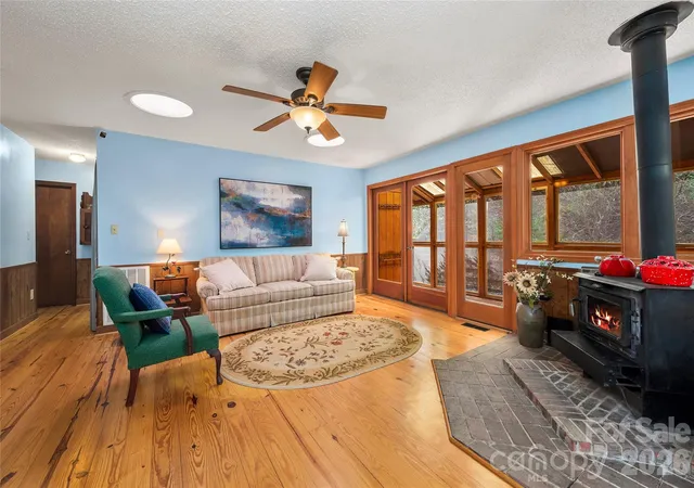 Photo 3 of Single family home for sale at 70 Fox Run, Hot Springs, NC 28743 | MLS# 4244597 | Listing updated on 2026-10-20