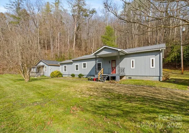 Photo 2 of Sale Pending at 3722/3724 Walnut Creek Rd, Marshall, NC 28753 | MLS# 4244647 | Listing updated on 2026-04-15