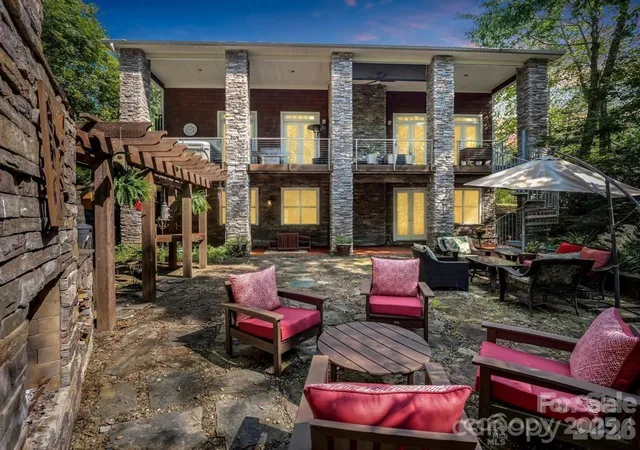 Photo 1 of Single family home for sale at 167 Trails End, Lake Lure, NC 28746 | MLS# 4245504 | Listing updated on 2026-06-21