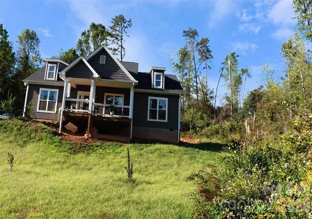 4th image of 19 Higgins Rd, Weaverville, NC 28787 | MLS# 4245935