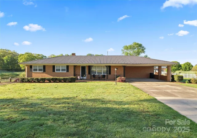 4th image of 36984B Carter Rd, New London, NC 28127 | MLS# 4246178