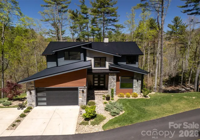 Photo 1 of Single family home for sale at 42 Spring Cvs Rd, Asheville, NC 28804 | MLS# 4246585 | Listing updated on 2026-09-22