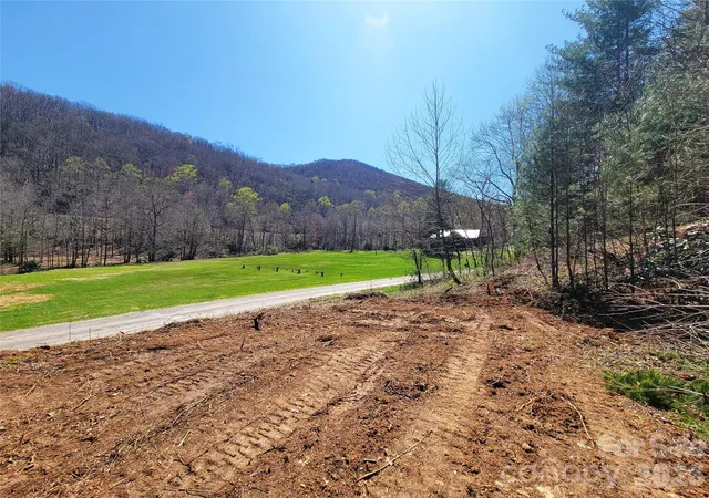 Land for sale at 300 Shining Rock Dr #25, Canton, NC 28716 | MLS# 4246604