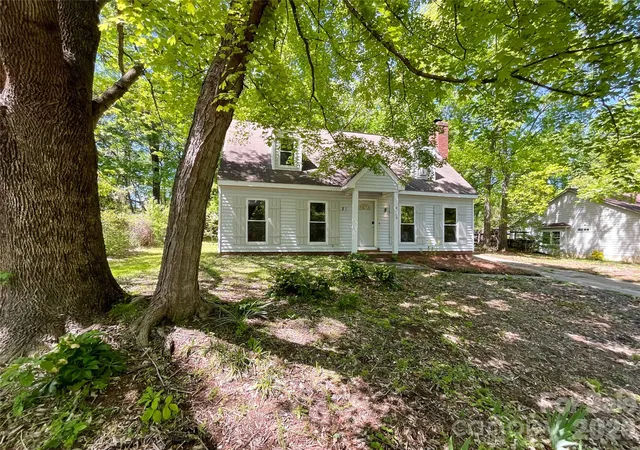 2nd image of 2113 Killarney Pl, Charlotte, NC 28262 | MLS# 4247042