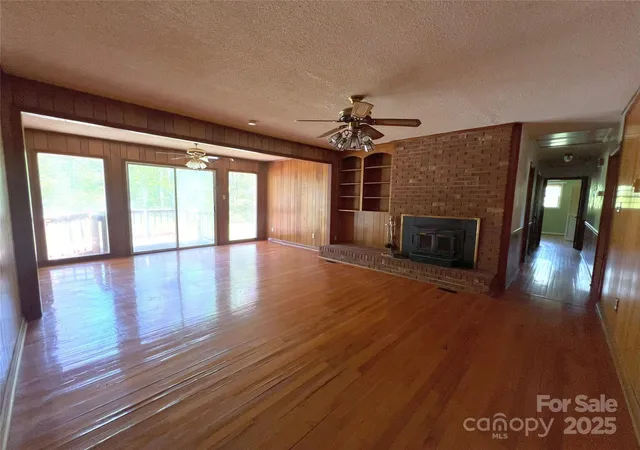 Photo 2 of Sale Pending at 1926 Bud Arthur Bridge Rd, Spartanburg, SC 29307 | MLS# 4247049 | Listing updated on 2026-07-30