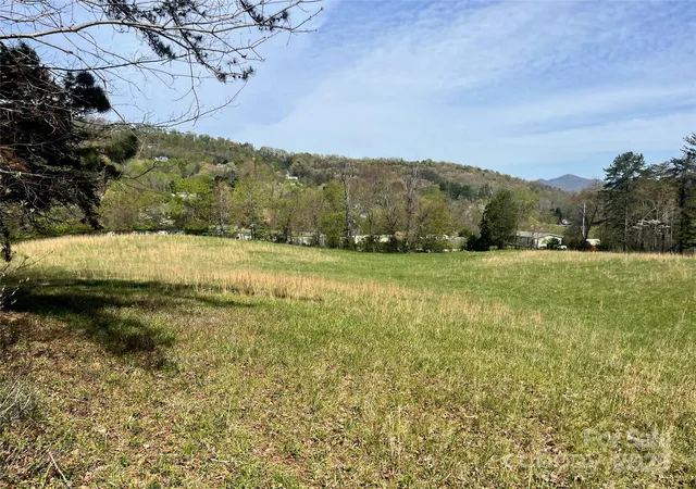 4th image of 99999 Lollis Rd, Candler, NC 28715 | MLS# 4247975