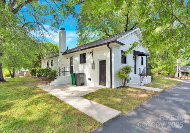 5th image of 6600 Knightswood Dr, Charlotte, NC 28226 | MLS# 4249249