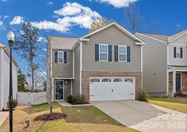 Homes for sale in York, SC | 2120 Redstone Dr, York, SC 29745 | MLS# 4249334