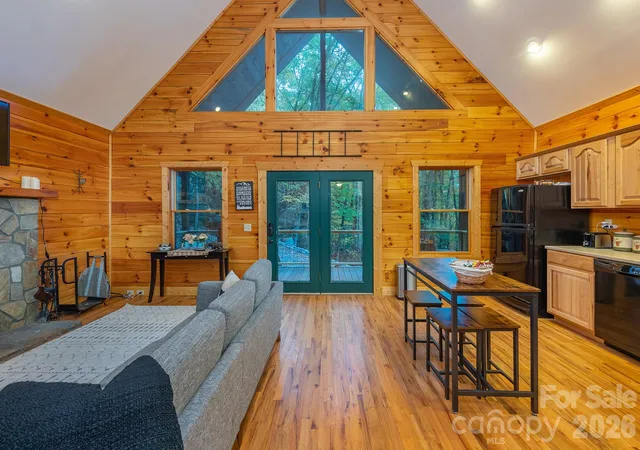 Photo 3 of Single family home for sale at 100 Candlemaker Trl, Maggie Valley, NC 28751 | MLS# 4249616 | Listing updated on 2026-07-03