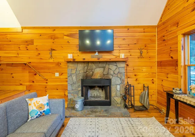 Photo 5 of Single family home for sale at 100 Candlemaker Trl, Maggie Valley, NC 28751 | MLS# 4249616 | Listing updated on 2026-07-03
