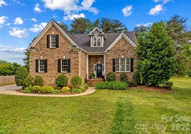 3rd image of 7923 Mountain Shore Dr, Sherrills Ford, NC 28673 | MLS# 4251735