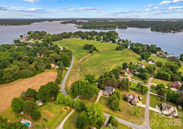44th image of 7923 Mountain Shore Dr, Sherrills Ford, NC 28673 | MLS# 4251735