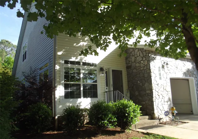 3rd image of 1502 Mulberry Ridge Dr #1, Newton, NC 28658 | MLS# 4252057