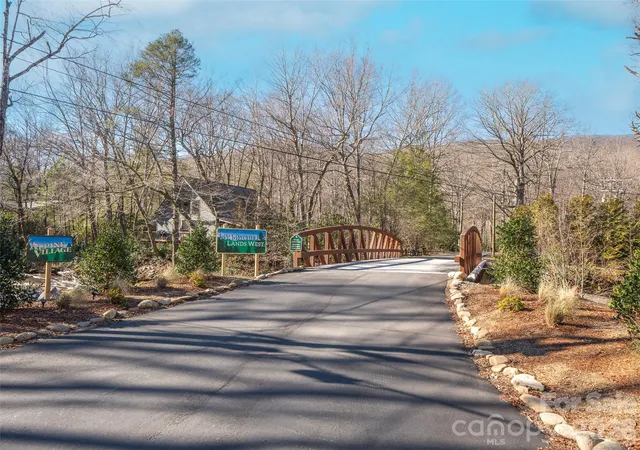 Homes for sale in Burnsville, NC | 86 Laurel Dr, Burnsville, NC 28714 | MLS# 4253522