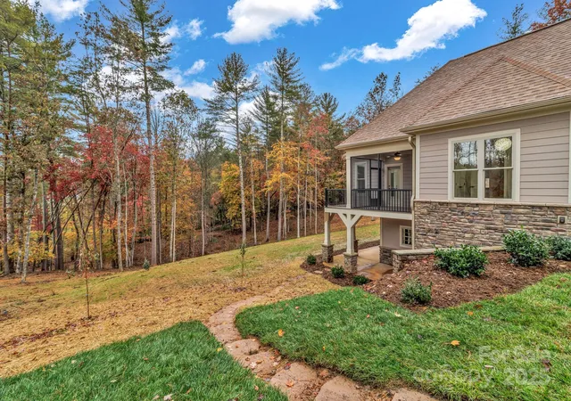 Photo 5 of Single family home for sale at 844 Settlers Trl, Mars Hill, NC 28754 | MLS# 4253939 | Listing updated on 2026-06-24