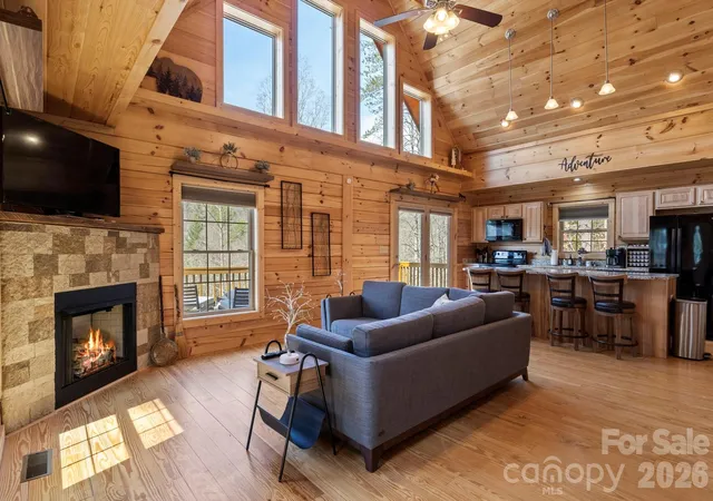 4th image of 19 Frontier Ct, Asheville, NC 28805 | MLS# 4254275