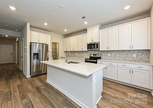 Photo 4 of Sale Pending at 2159 Sunflower Cir, Newton, NC 28658 | MLS# 4254729 | Listing updated on 2026-10-02