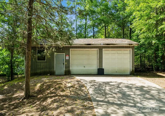 3rd image of 1917 Tom Sadler Rd, Charlotte, NC 28214 | MLS# 4256173