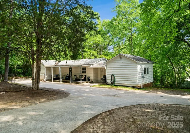 4th image of 1917 Tom Sadler Rd, Charlotte, NC 28214 | MLS# 4256173