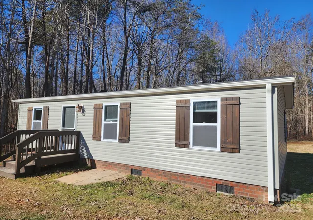 3rd image of 624 Brevard St, Kings Mountain, NC 28086 | MLS# 4256302