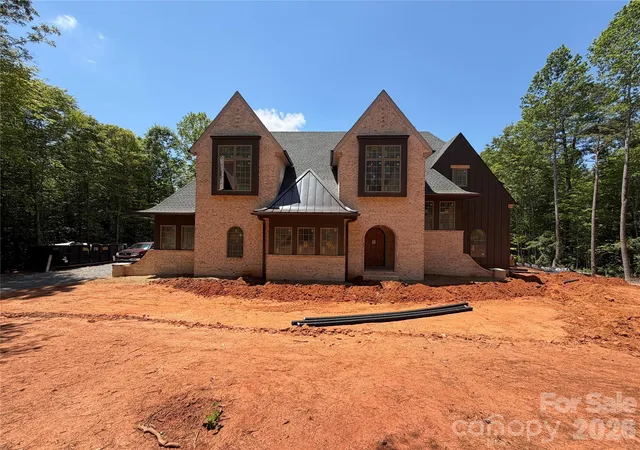 Photo 1 of Single family home for sale at 1063 Ventosa Dr, Denver, NC 28037 | MLS# 4258314 | Listing updated on 2026-09-02