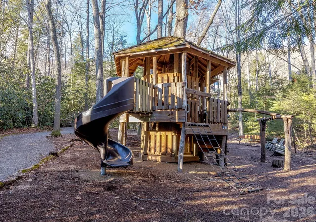 Homes for sale in Fairview, NC | 20 East Owl Creek Ln, Fairview, NC 28730 | MLS# 4258624