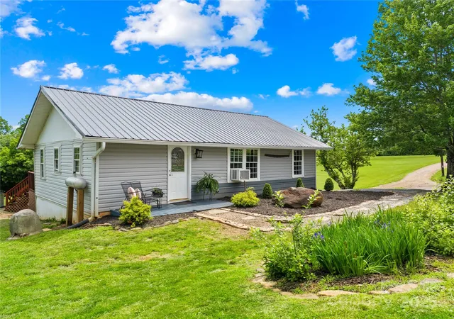 3rd image of 16 Julep Dr, Alexander, NC 28701 | MLS# 4259272