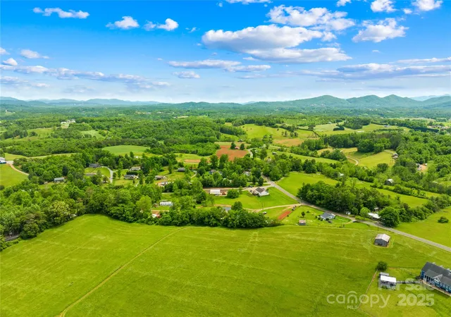 35th image of 16 Julep Dr, Alexander, NC 28701 | MLS# 4259272