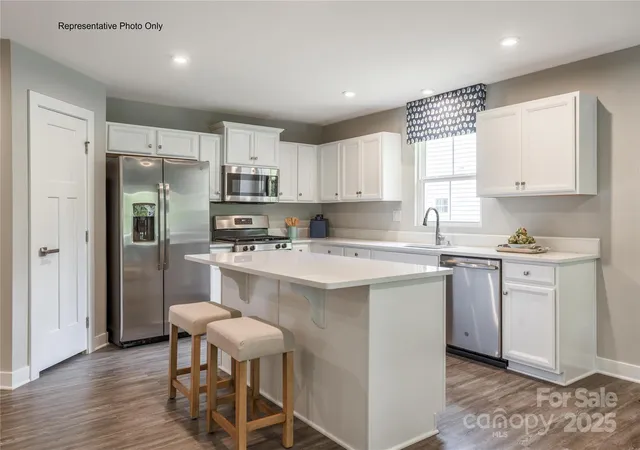 Photo 2 of Single family home for sale at 577 Nesbe St, Lancaster, SC 29720 | MLS# 4259598 | Listing updated on 2026-10-09