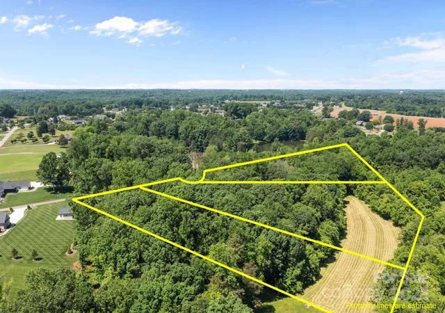 1st image of 128 Backrush Ct, Statesville, NC 28625 | MLS# 4260006