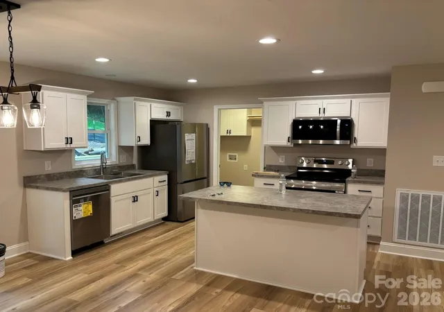 Photo 1 of Single family home for sale at 32874 Old Salisbury Rd, Albemarle, NC 28001 | MLS# 4263131 | Listing updated on 2026-09-04