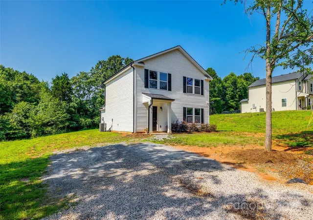Homes for sale in Gastonia, NC | 415 Kickapoo Ave, Gastonia, NC 28056 | MLS# 4263401