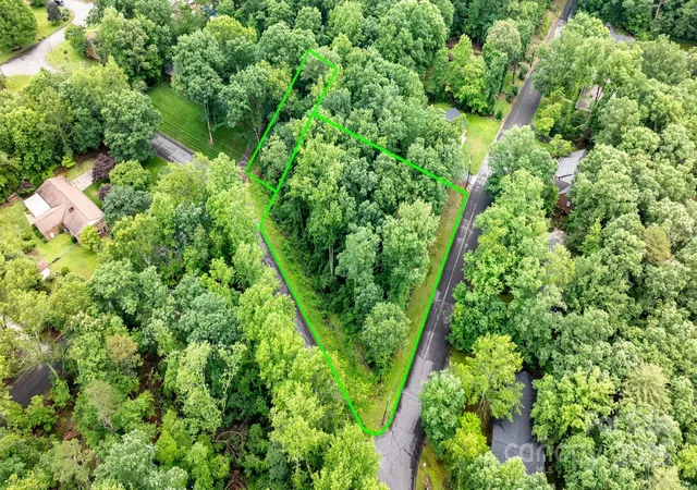 Photo 1 of Land for sale at 765 Tanglecliff St Se, Valdese, NC 28690 | MLS# 4265288 | Listing updated on 2026-04-15