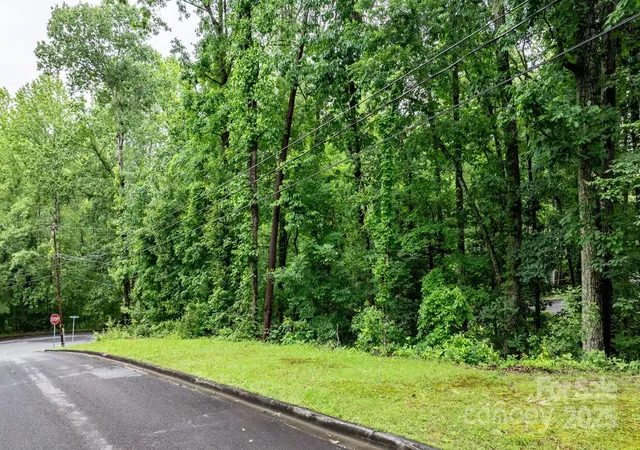 Photo 3 of Land for sale at 765 Tanglecliff St Se, Valdese, NC 28690 | MLS# 4265288 | Listing updated on 2026-04-15