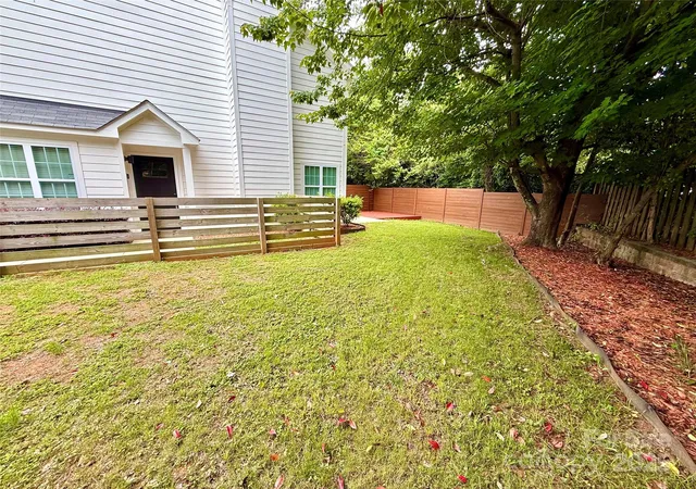32nd image of 1519 Briar Creek Rd #B, Charlotte, NC 28205 | MLS# 4265364