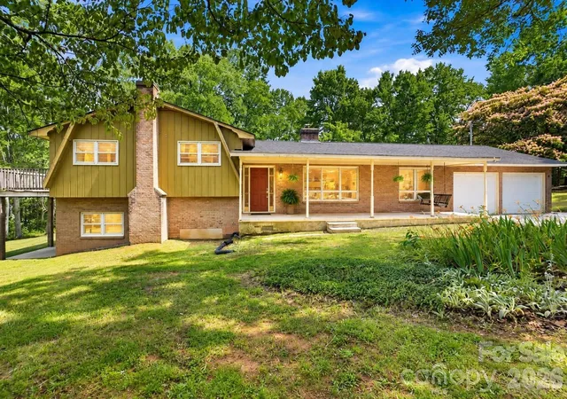 Photo 1 of Single family home for sale at 2619 Hopewell Church Rd, Sherrills Ford, NC 28673 | MLS# 4265772 | Listing updated on 2026-08-27