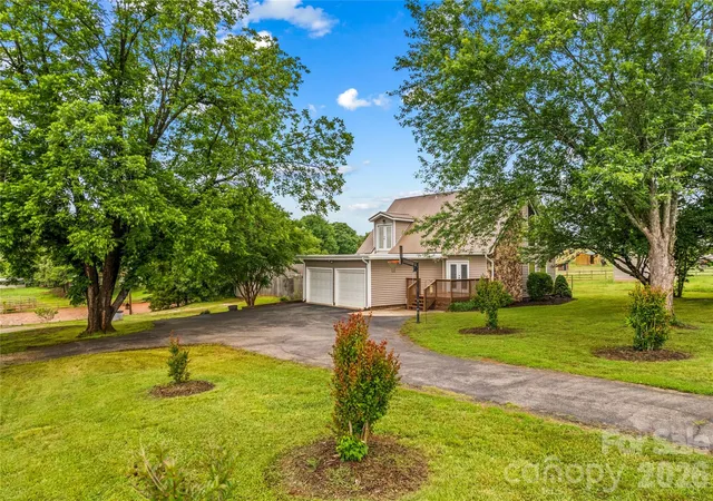 Photo 2 of Single family home for sale at 296 Hicks Crk Rd, Troutman, NC 28166 | MLS# 4266143 | Listing updated on 2026-10-09