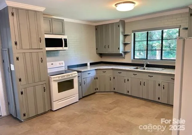 Homes for sale in Rock Hill, SC | 3217 Celanese Rd, Rock Hill, SC 29732 | MLS# 4266252