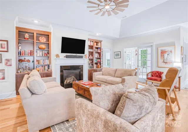 5th image of 12910 Meetinghouse Dr, Cornelius, NC 28031 | MLS# 4266302