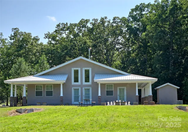 Photo 2 of Single family home for sale at 2905 Medlin Rd, Monroe, NC 28112 | MLS# 4267802 | Listing updated on 2026-05-06