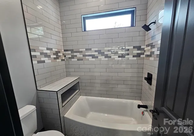 Photo 3 of Single family home for sale at 1076 Table View Dr #55, Morganton, NC 28655 | MLS# 4268150 | Listing updated on 2026-09-29