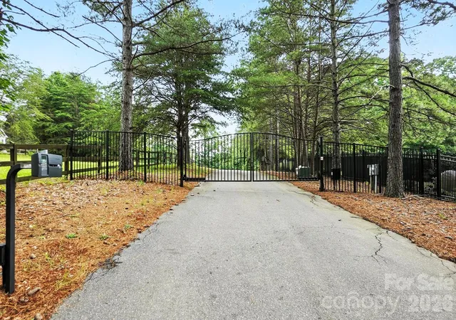Homes for sale in Iron Station, NC | 6 Hager Mountain Ln, Iron Station, NC 28080 | MLS# 4269701