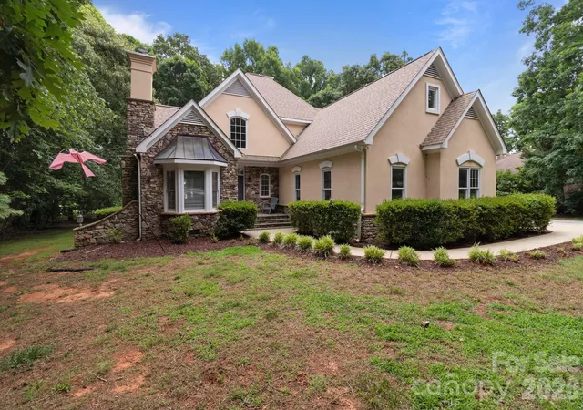 Homes for sale in New London, NC | 165 Futrell Lndg, New London, NC 28127 | MLS# 4270602