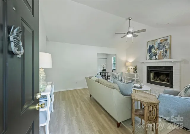 Photo 2 of Single family home for sale at 6115 Coltswood Ct, Charlotte, NC 28211 | MLS# 4271652 | Listing updated on 2026-09-25