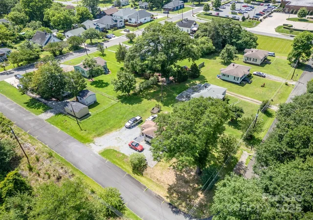 42nd image of 422 Wilson St, Mount Holly, NC 28120 | MLS# 4272159